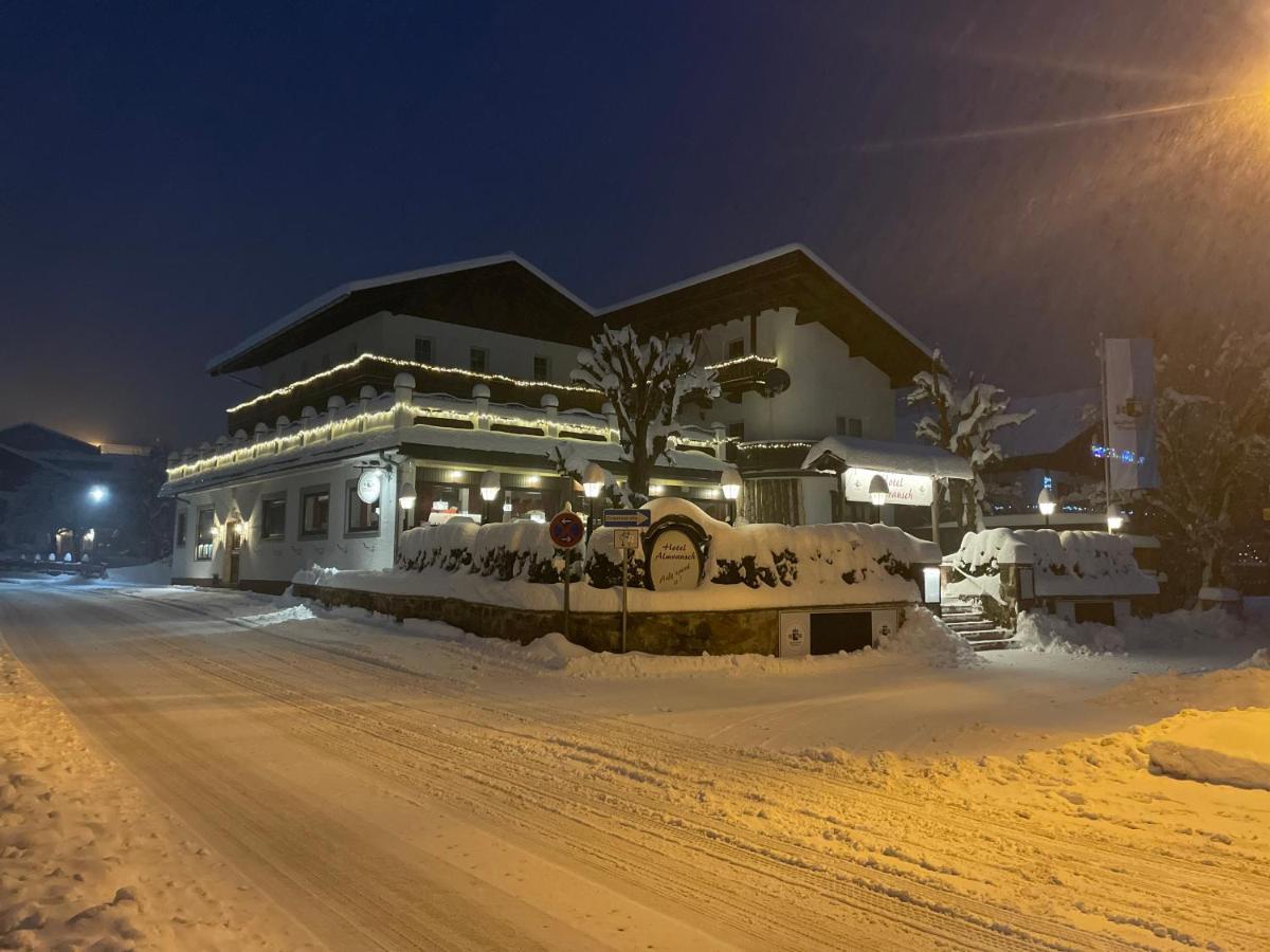 Hotel Almrausch Reit im Winkl Esterno foto