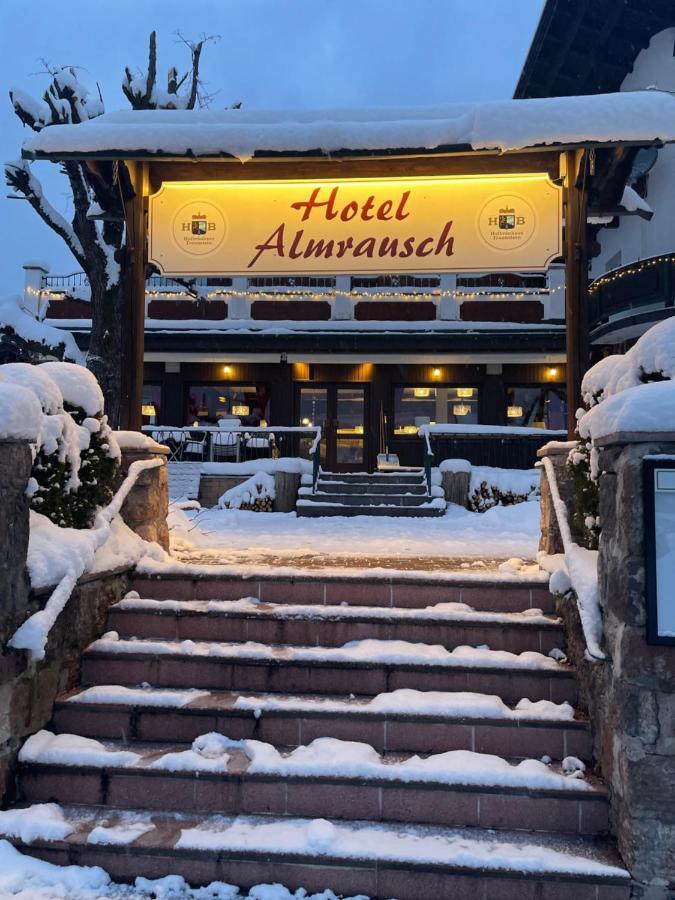 Hotel Almrausch Reit im Winkl Esterno foto