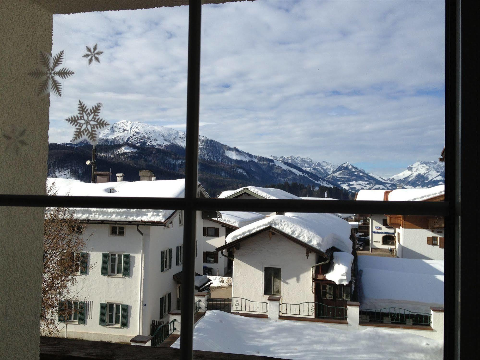 Hotel Almrausch Reit im Winkl Esterno foto